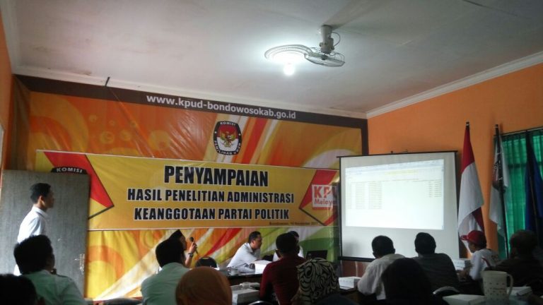 KPU Serahkan Hasil Verifikasi Faktual Keanggotaan Parpol Pendaftar Pemilu 2019