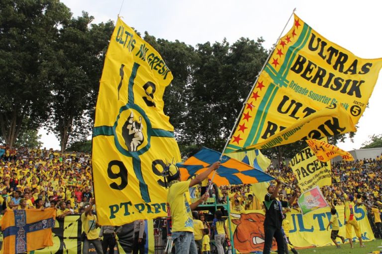 560717 10150806402598786 22185293d8 n Enam Tuntutan Ultras Gresik Akan Segera Ditindaklanjuti DPRD