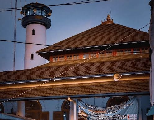 IMG 1249 Kisah Karomah Mbah Bolong, Sang Penentu Arah Kiblat Masjid Agung Sunan Ampel