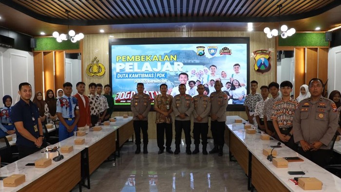 sfrbghdrn Polres Lamongan Luncurkan Program Pelajar Duta Kamtibmas 2025