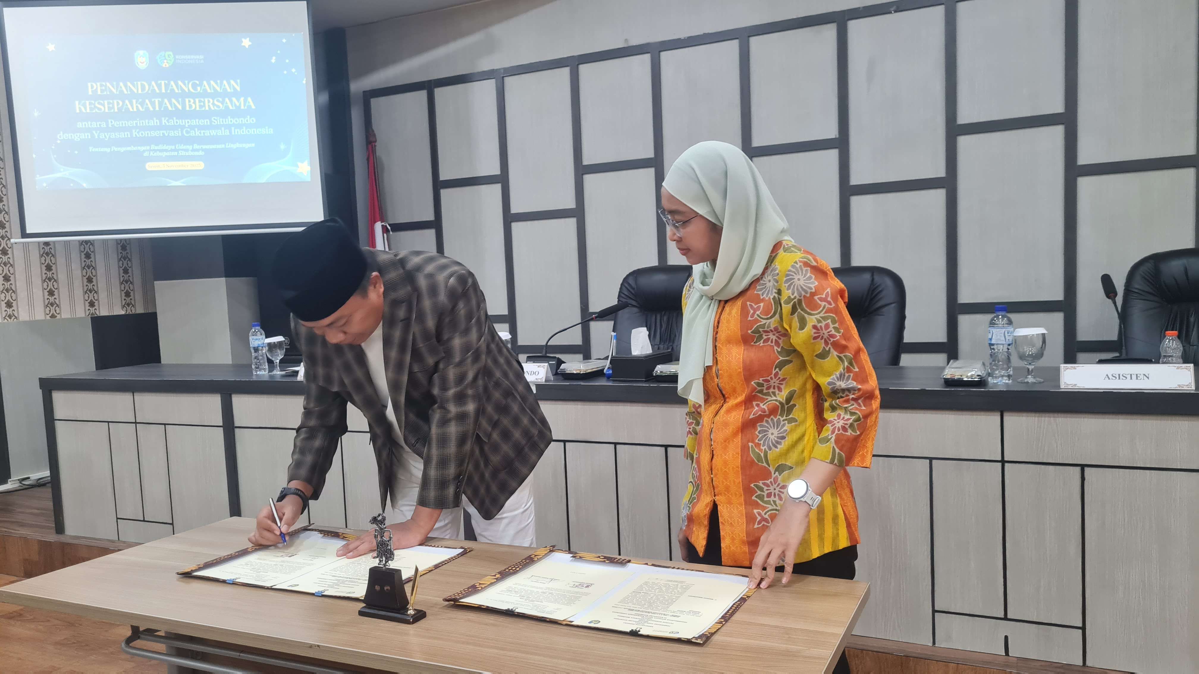 Pemkab Situbondo dan YKCI Bersinergi Kembangkan Budi Daya Udang Ramah Lingkungan