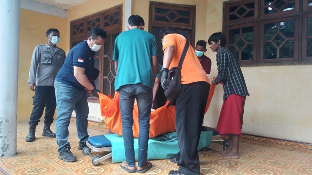Seorang Nenek di Situbondo Ditemukan Membusuk