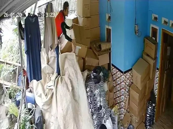 Gasak Aset Perusahaan Rp48 Juta, Karyawan Provider di Pasuruan Dibekuk Polisi