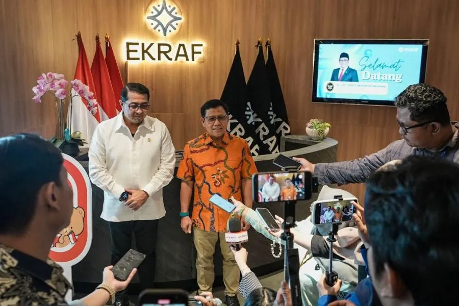 Menko PM Dorong Ekonomi Kreatif Naik Kelas hingga Global, Fokus Penguatan IP dan Anggaran
