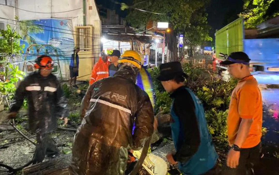 Situbondo Diterjang Puting Beliung, Puluhan Rumah Alami Kerusakan