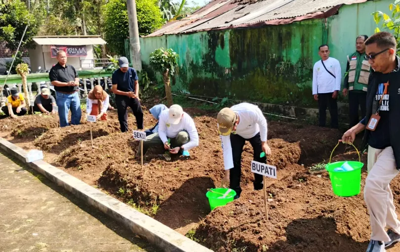 Bondowoso Perkuat Ketahanan Pangan Keluarga Lewat Gerakan Tanam Pekarangan