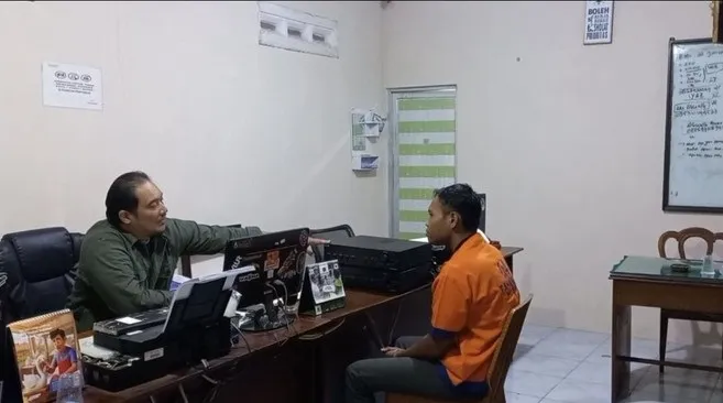 Jual Toa Masjid Hasil Curian di Marketplace, Pria Asal Banyuwangi Dibekuk Polisi