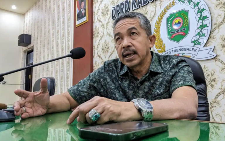 Ketua Komisi IV DPRD Trenggalek Sukarodin DPRD Trenggalek Soroti Izin Apotek Mandek di Dinas Tata Ruang