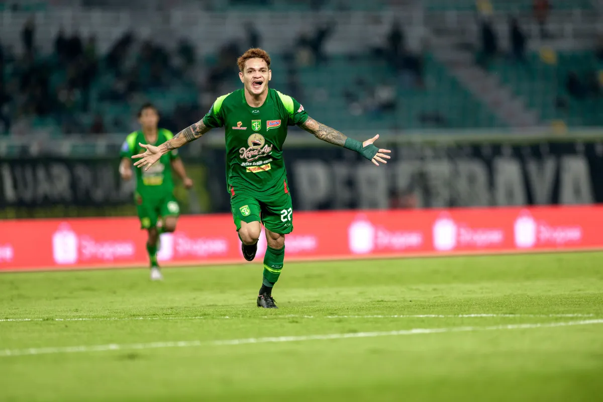 Persebaya vs Persib Malam Ini di GBT: Ujian Konsistensi Bajol Ijo, Maung Bandung Incar Kemenangan Keenam Beruntun