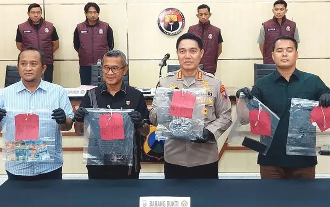 Belajar Racik Bahan Peledak dari TikTok, Dua Warga Sidoarjo Ditangkap Polda Jatim