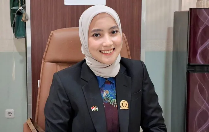 DPRD Surabaya Dukung Pembatasan Gadget pada Anak-anak, Tekankan Pendekatan Edukatif