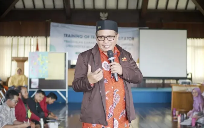 Dosen UMSIDA Wanti-wanti “War Tiket Haji”, Bisa Rugikan Jemaah Antrean Lama