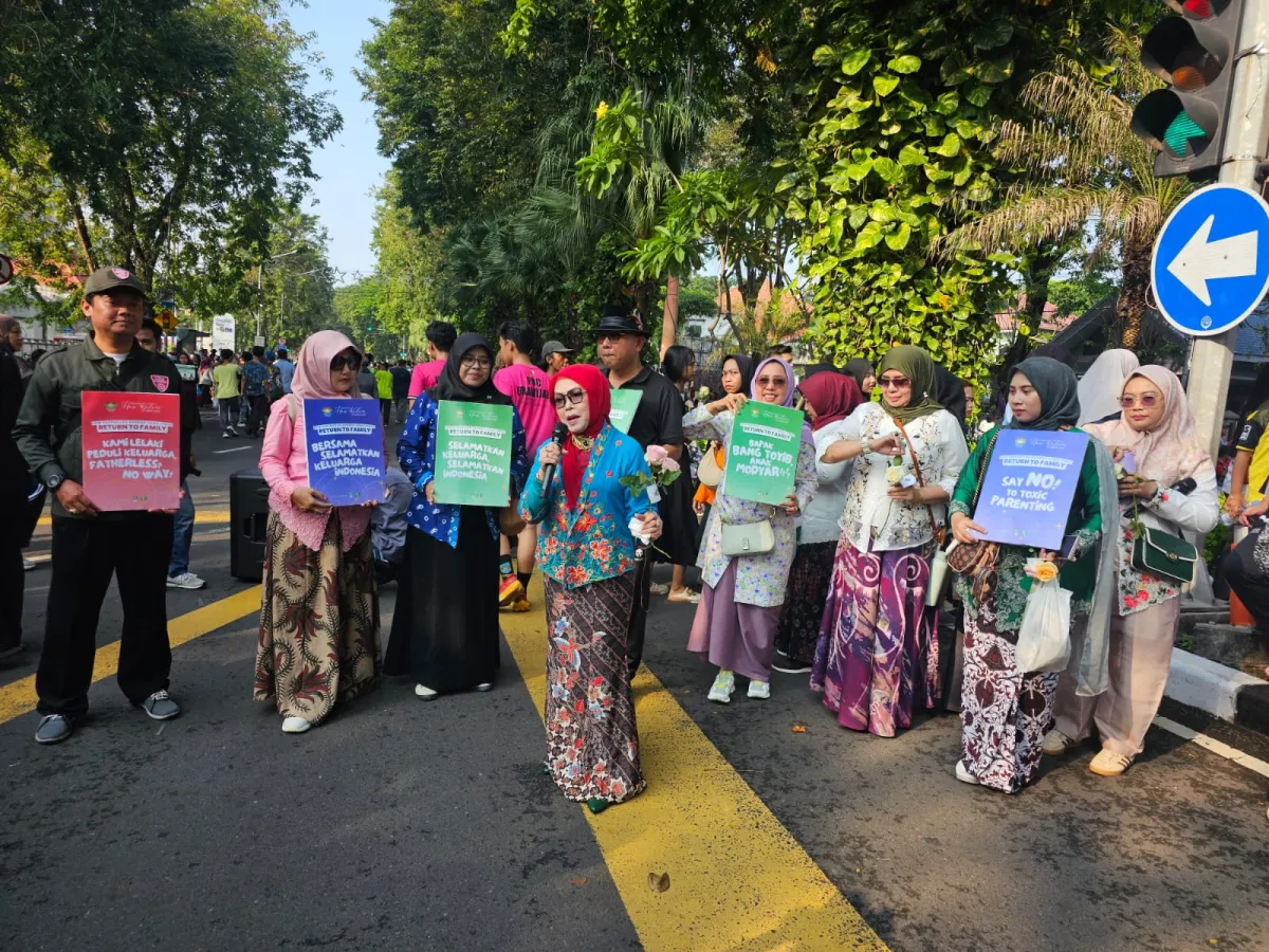 Lilik Halim Iskandar Ingatkan Peran Vital Ibu: Madrasatul Ula Anak