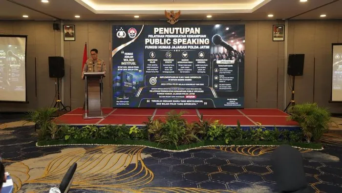 Humas Polda Jatim Didorong Terapkan Komunikasi Jujur dan Transparan