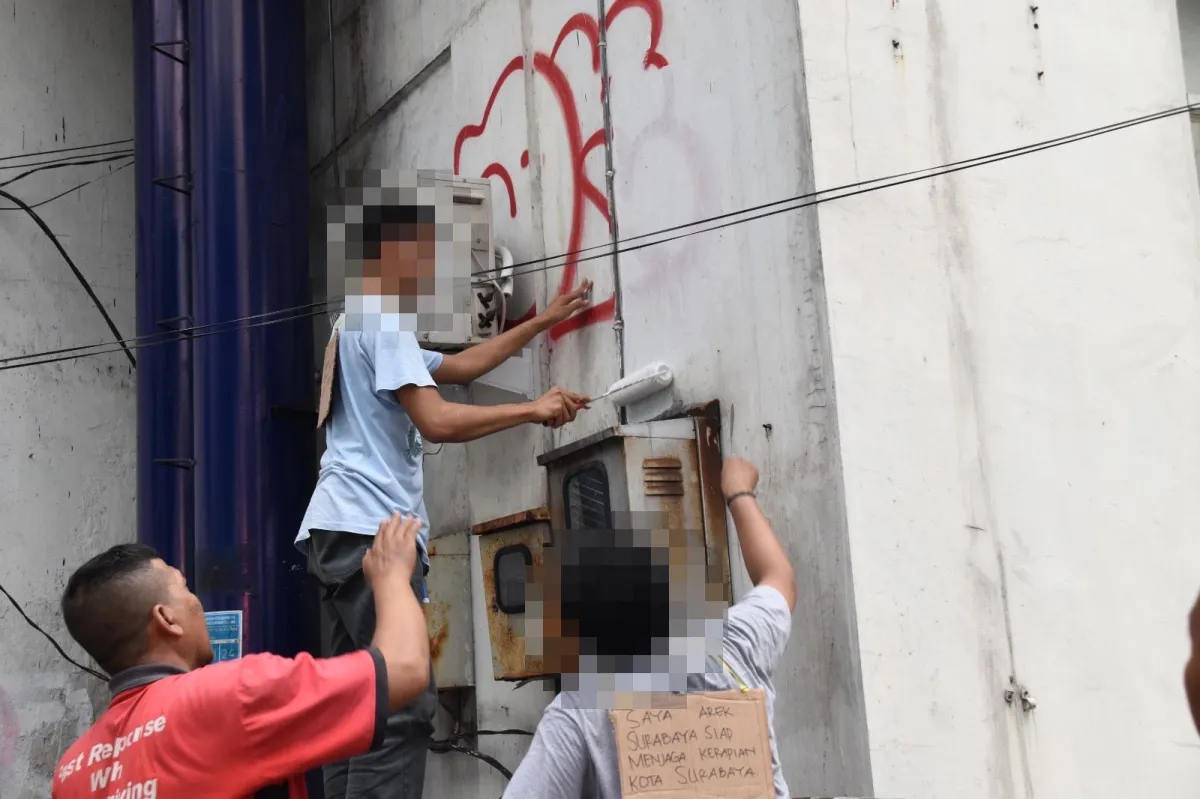 Didominasi Pelajar, 20 Pelaku Vandalisme Diamankan Satpol PP Surabaya