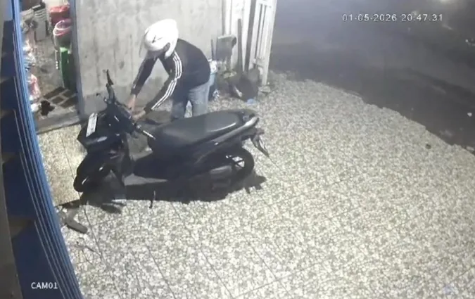 Hitungan Detik, Motor Warga Sidoarjo Raib Digasak Pelaku