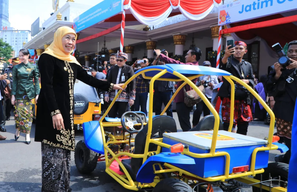 Gubernur Khofifah Luncurkan 40 Sekolah Berintegritas di Momen Peringatan Hardiknas 2026