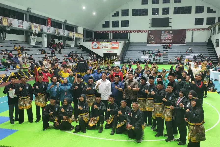 Surabaya Juara Umum Kejurprov Pencak Silat Jatim 2026, Nur Azmi Akui Target Emas Belum Tercapai