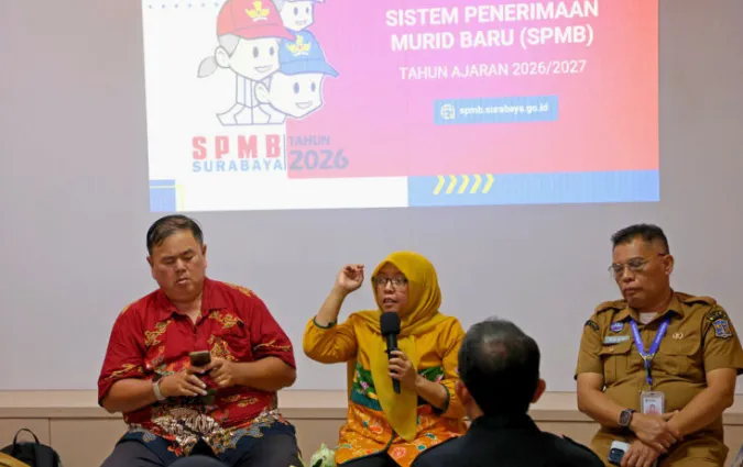Pemkot Surabaya Pastikan Seluruh Lulusan SD Tertampung di SPMB 2026