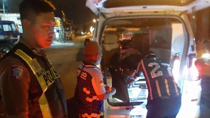 Motor Tabrak Pikap di Lamongan, Pasutri Meninggal Dunia