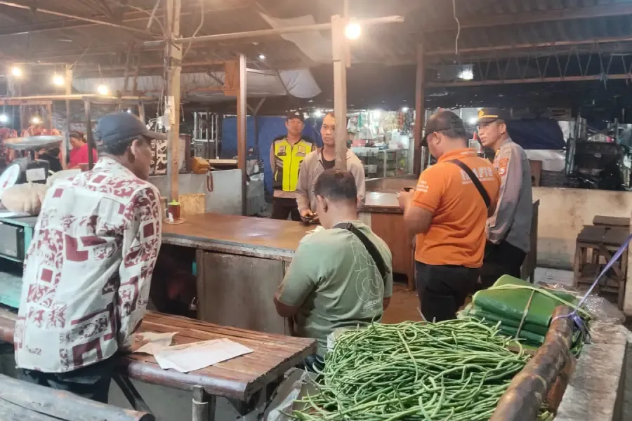 Tukang Becak Pengangkut Sayur dan Ikan di Pasar Tanjung Anyar Mojokerto Tak Bernyawa