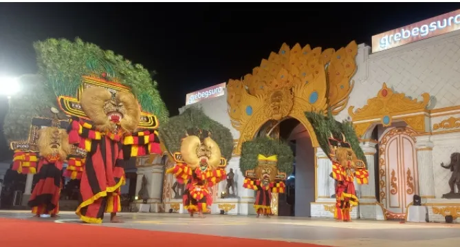 Taruno Mudho SMPN 1 Jetis Tampil Memukau di Puncak Festival Reog Remaja 2026