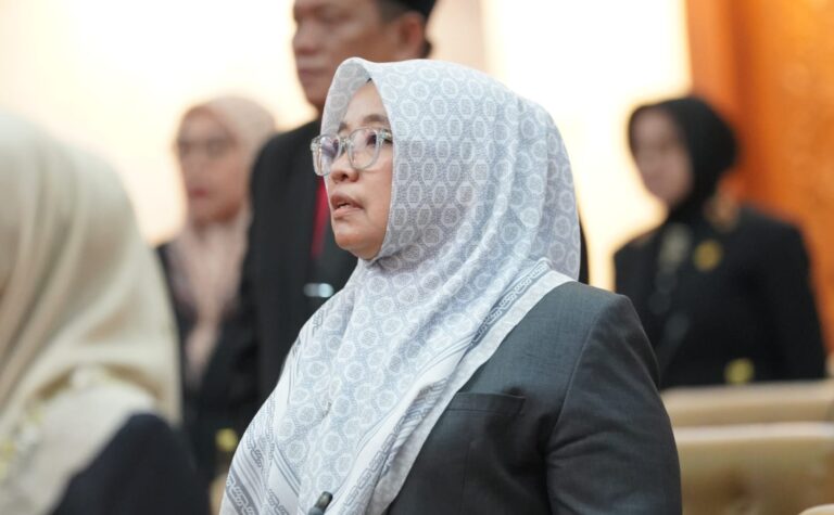 Wakil Ketua Komisi E DPRD Jatim Hikmah Bafaqih.