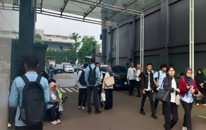 Usai Pemecatan Dadan Hindayana, Kejagung Geledah Kantor BGN