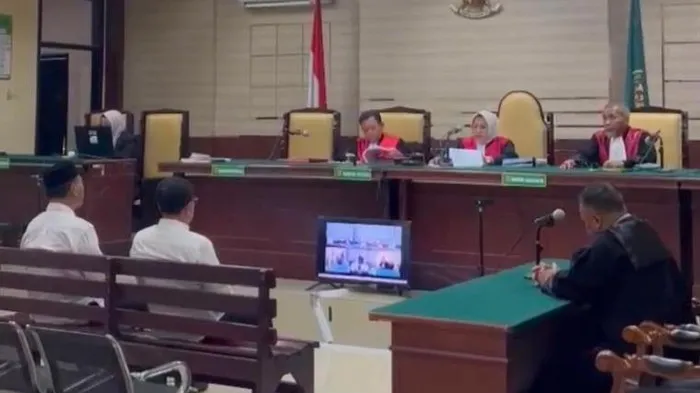 Korupsi Rp1,5 Miliar, Kades dan Bendahara di Tulungagung Divonis 3 Tahun Penjara