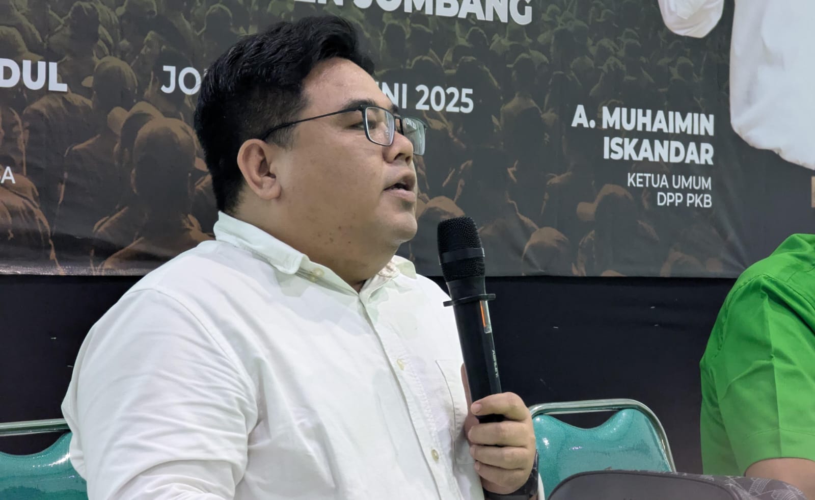 Kritik DPRD Jatim Soal Potensi PAD, Salim: Lucu! Pemerintah Jualan Air Saja Rugi