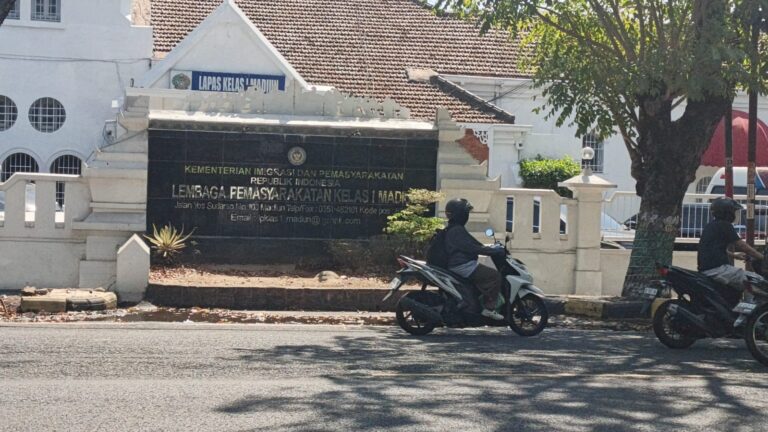 Tahanan Lapas Madiun Kabur Lewat Truk Logistik, Akui Ada Kelalaian Petugas