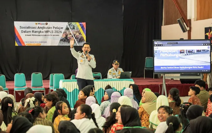 Dishub Kota Kediri Ajak Pelajar Naik Bus Sekolah Gratis
