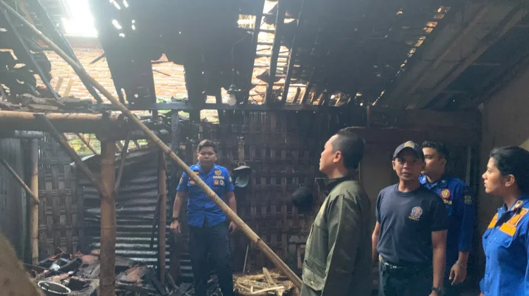 Rumah Warga di Bondowoso Terbakar Diduga Akibat Bara Tungku Dapur