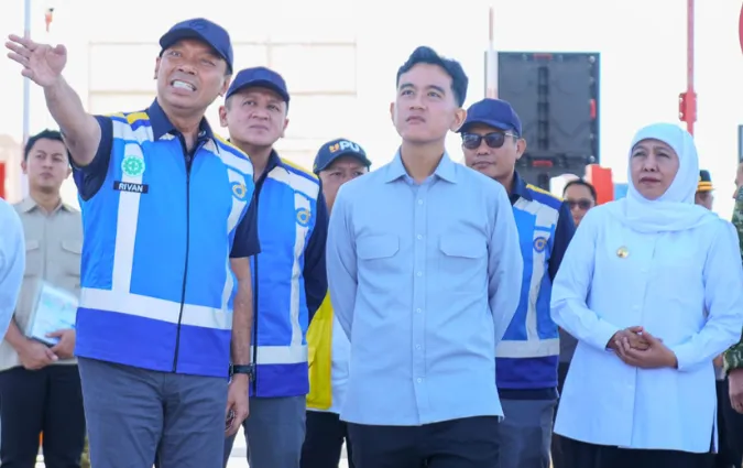 Wapres Gibran Tinjau Progres Tol Prosiwangi di Situbondo, Pastikan Percepatan PSN