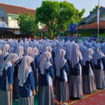 Wali Murid Keluhkan Biaya MAN Lumajang, Seragam 1,6 Juta Hingga Iuran Rp4,5 Juta