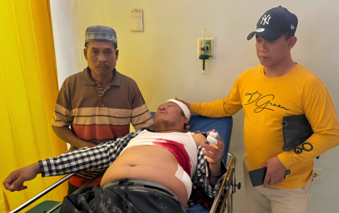 Korban penusukan di rawat di RSUD Dr. Sosodoro Djatikoesoemo Bojonegoro.